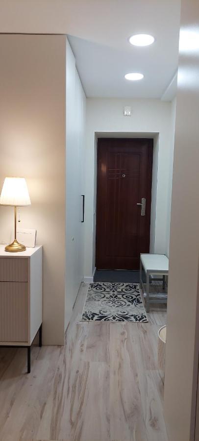 Diva Contactless Check In & Out Apartment Siauliai  Bagian luar foto