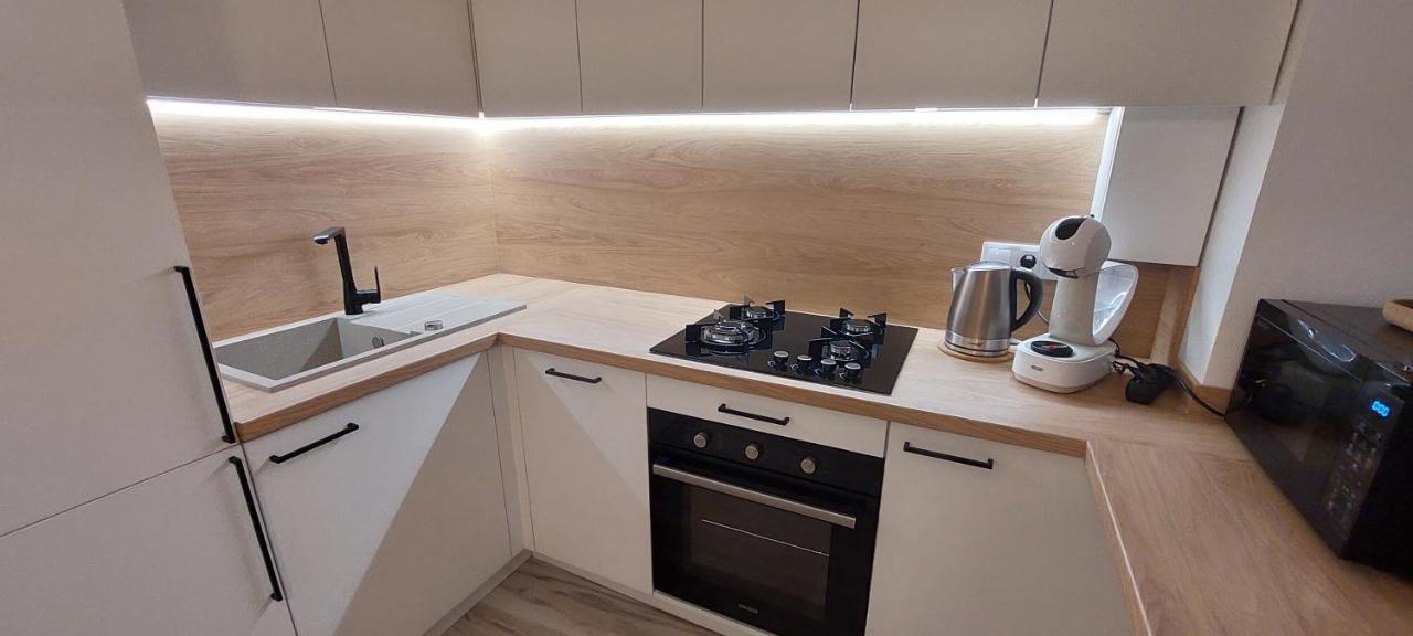 Diva Contactless Check In & Out Apartment Siauliai  Bagian luar foto